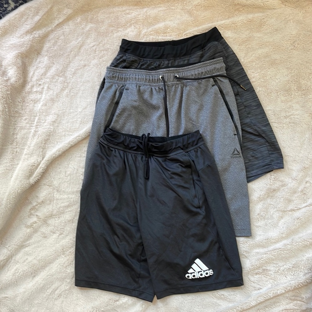 Bundle of 3 shorts